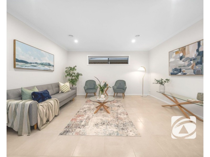 7 Gian Street, Clyde VIC 3978