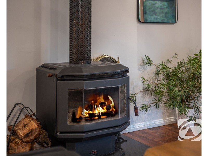 25 Bloomfield Avenue, Narre Warren South VIC 3805