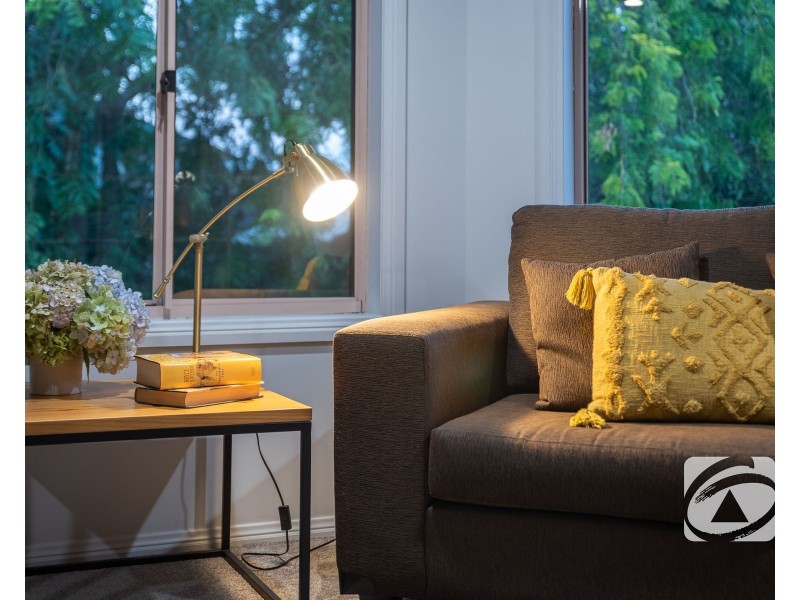 25 Bloomfield Avenue, Narre Warren South VIC 3805