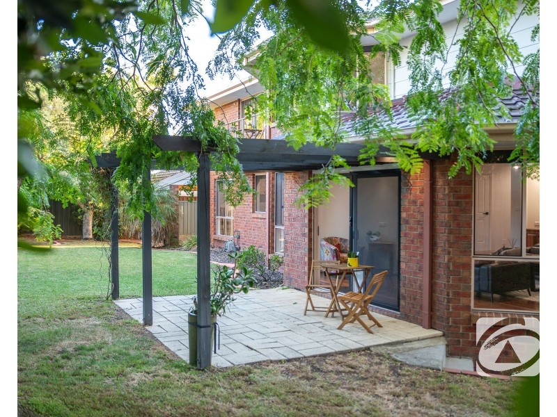 25 Bloomfield Avenue, Narre Warren South VIC 3805