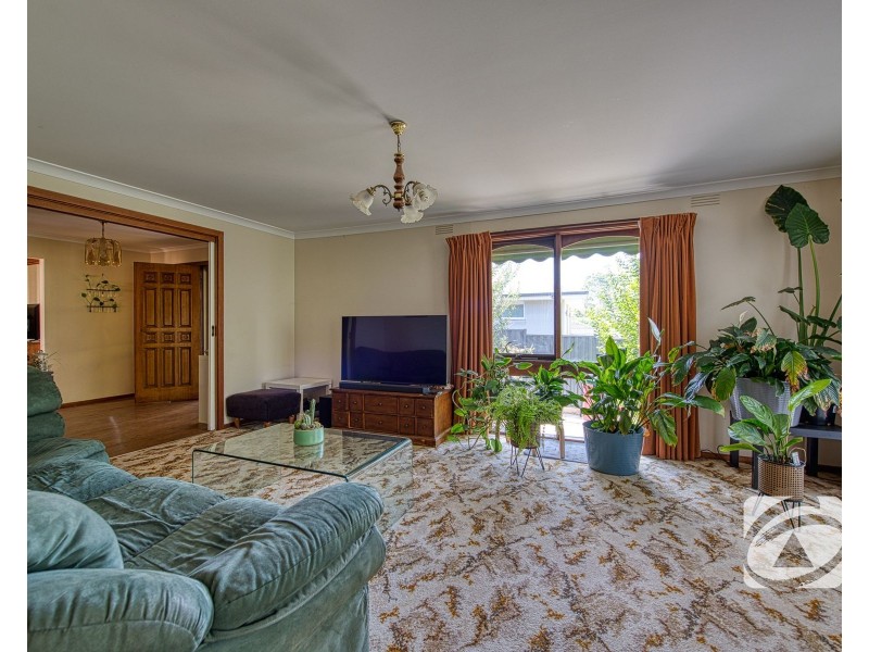 32 Outlook Drive, Berwick VIC 3806