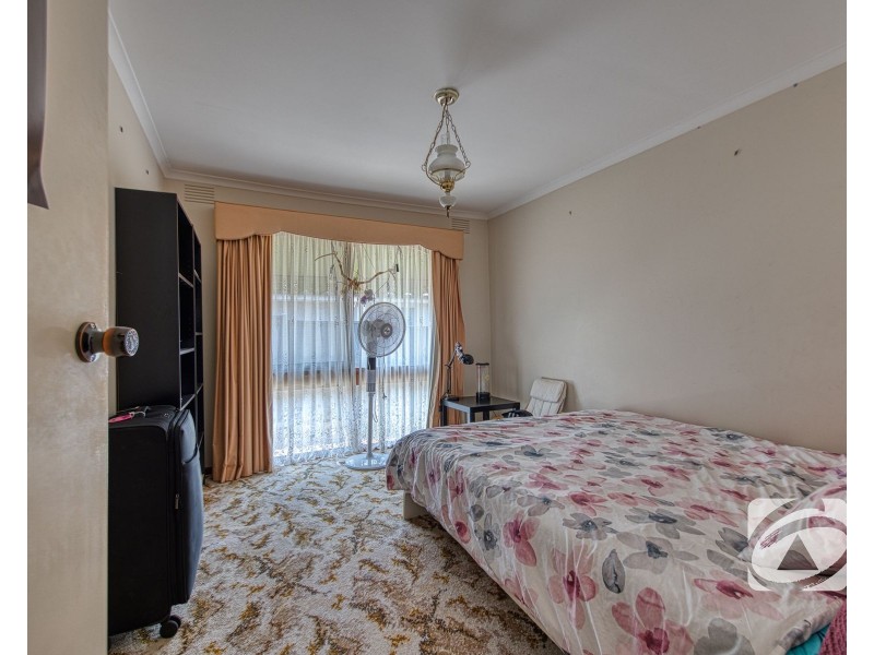 32 Outlook Drive, Berwick VIC 3806