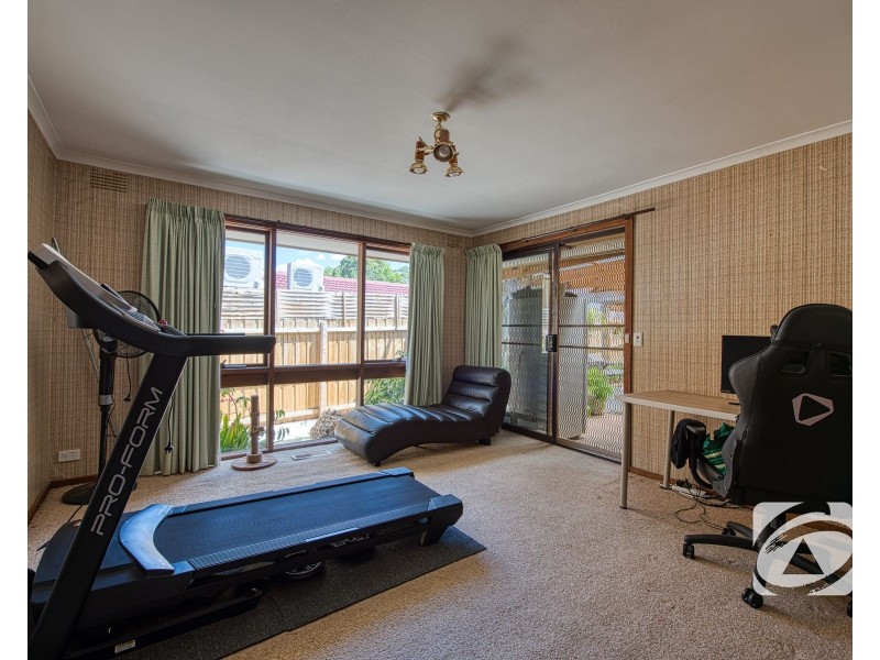 32 Outlook Drive, Berwick VIC 3806