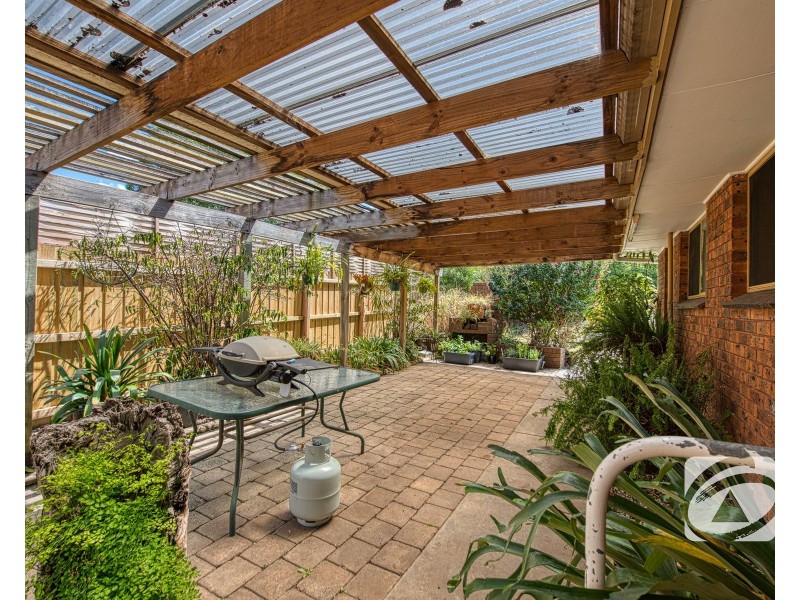 32 Outlook Drive, Berwick VIC 3806