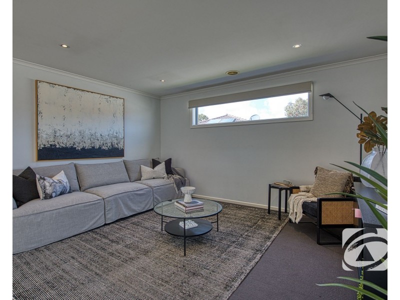 24 Bavaria Lane, Pakenham VIC 3810