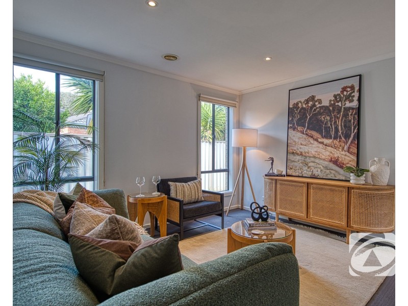 24 Bavaria Lane, Pakenham VIC 3810