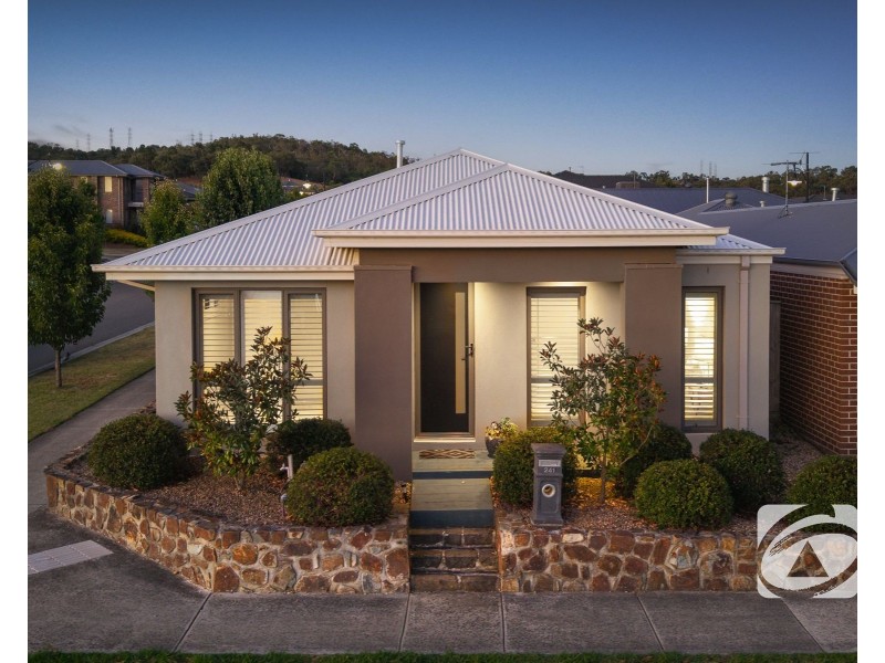 241 Pink Hill Boulevard, Officer VIC 3809