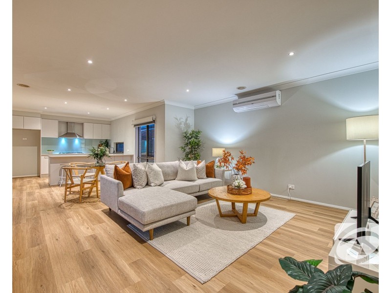 241 Pink Hill Boulevard, Officer VIC 3809