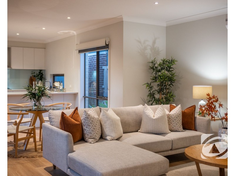 241 Pink Hill Boulevard, Officer VIC 3809