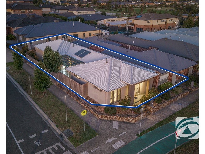 241 Pink Hill Boulevard, Officer VIC 3809