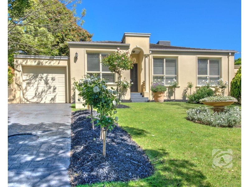 2/50 Peel Street, Berwick VIC 3806