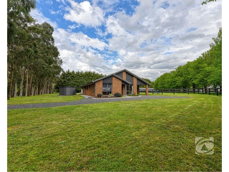 191 King Road, Harkaway VIC 3806