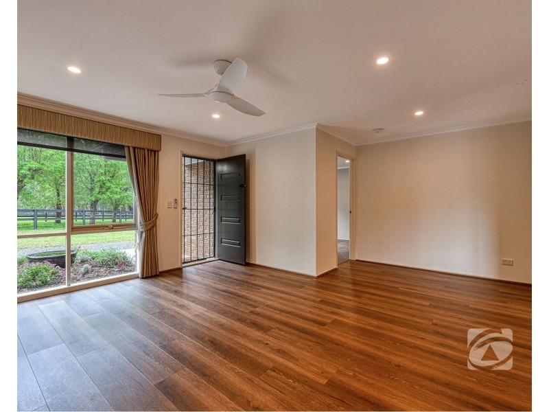 191 King Road, Harkaway VIC 3806