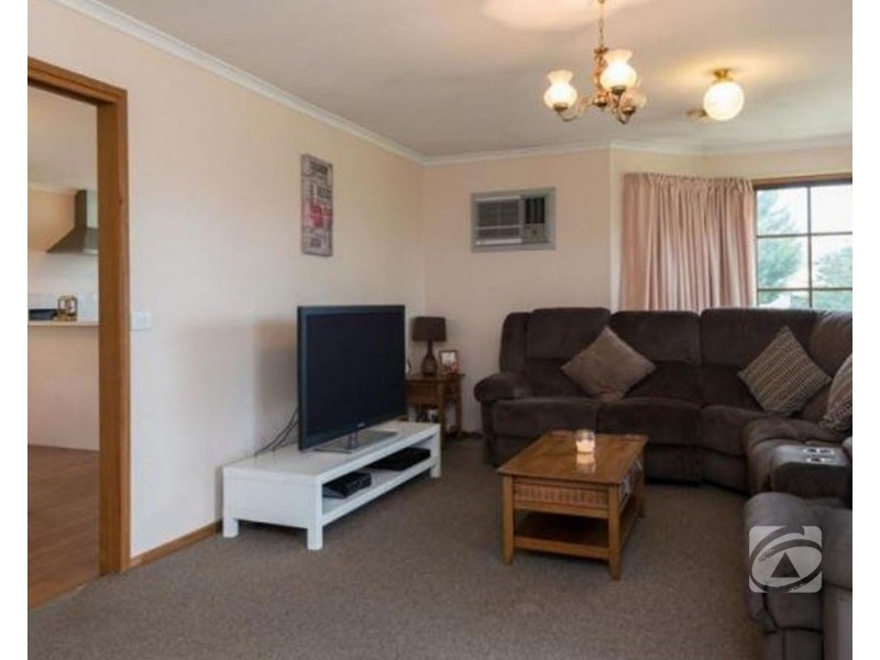 1 Malanda Court, Berwick VIC 3806