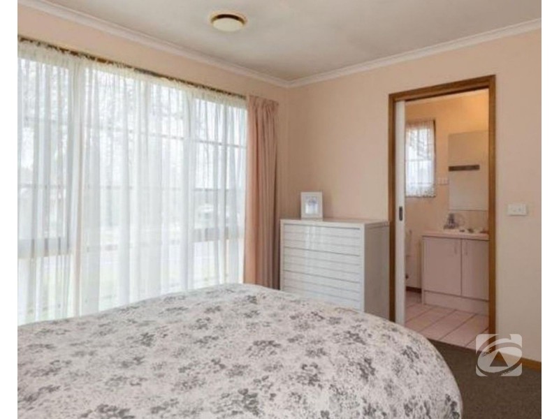 1 Malanda Court, Berwick VIC 3806