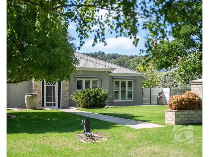 14 Valley Drive, Beaconsfield Upper VIC 3808