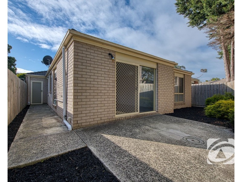 52A Lesdon Avenue, Cranbourne VIC 3977