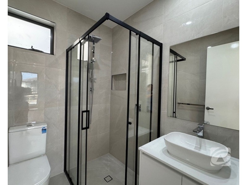 11 Chivers Crescent, Officer VIC 3809