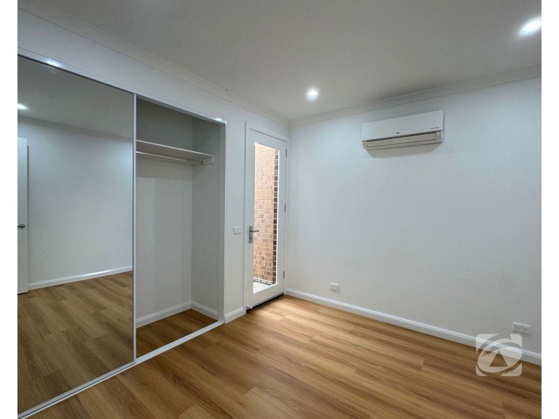 11 Chivers Crescent, Officer VIC 3809