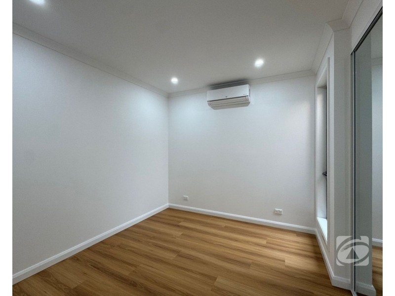 11 Chivers Crescent, Officer VIC 3809