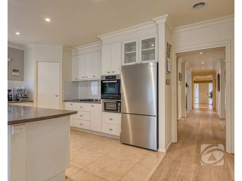 3 Edgbaston Circuit, Berwick VIC 3806