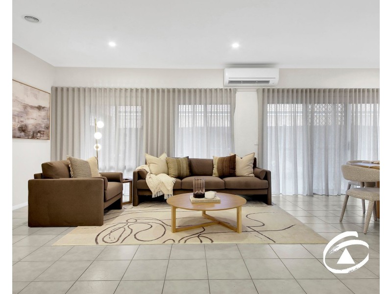 81 Earlsfield Drive, Berwick VIC 3806