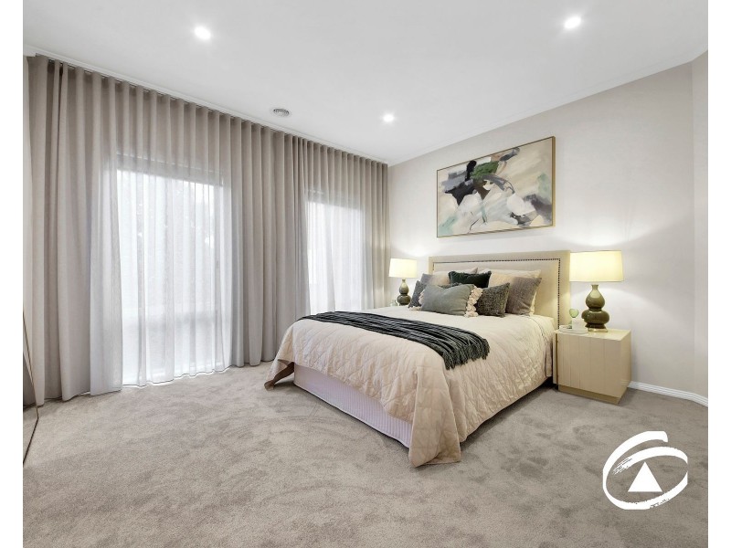 81 Earlsfield Drive, Berwick VIC 3806