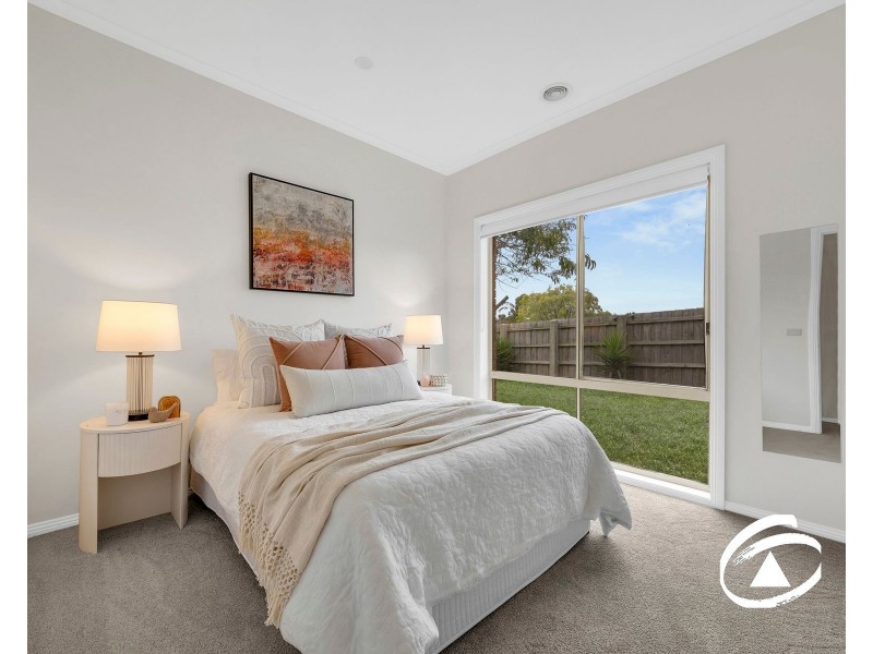 81 Earlsfield Drive, Berwick VIC 3806