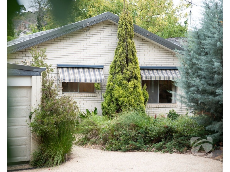 37 Lyall Road, Berwick VIC 3806