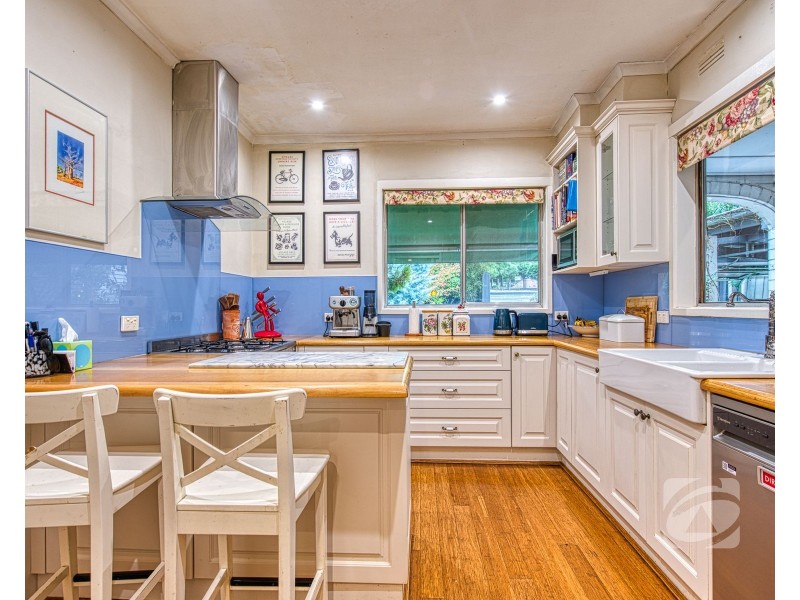 37 Lyall Road, Berwick VIC 3806