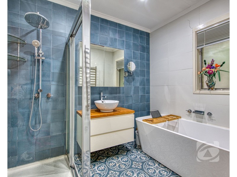 37 Lyall Road, Berwick VIC 3806