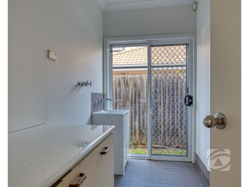 10 Rodlarni Crescent, Berwick VIC 3806