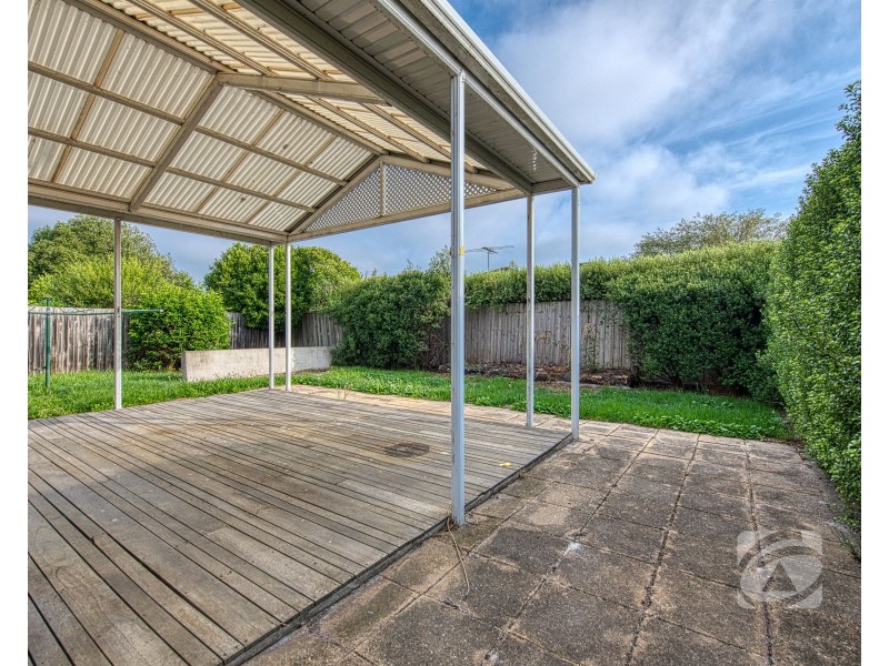 10 Rodlarni Crescent, Berwick VIC 3806