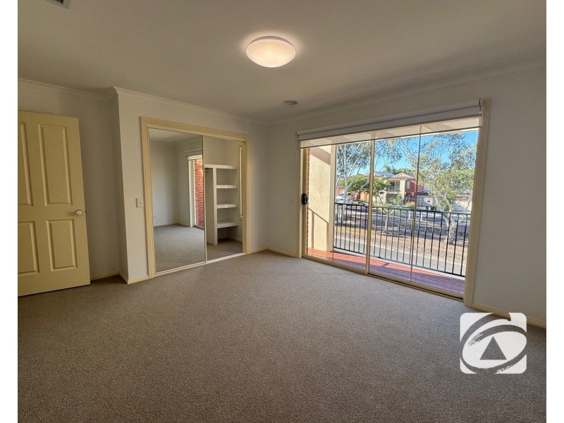 11 Provence Place, Narre Warren South VIC 3805