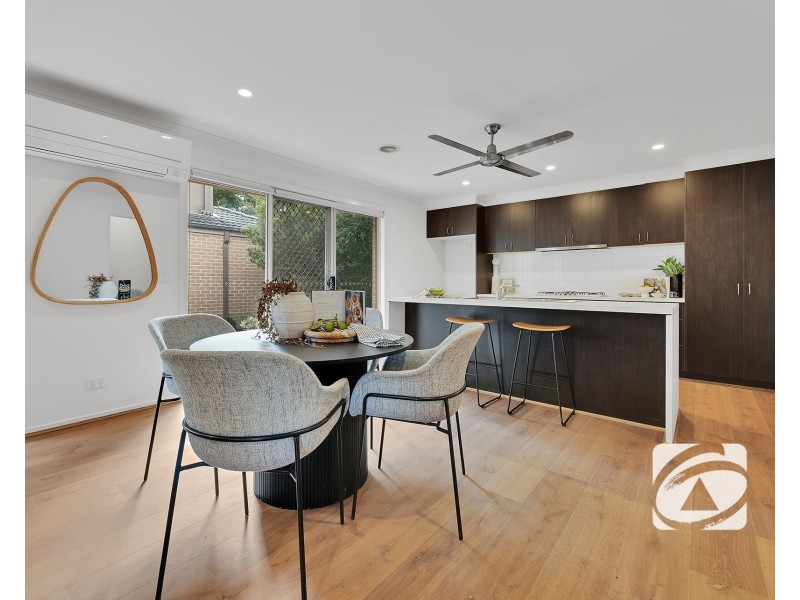 4/55-57 Strathavan Drive, Berwick VIC 3806