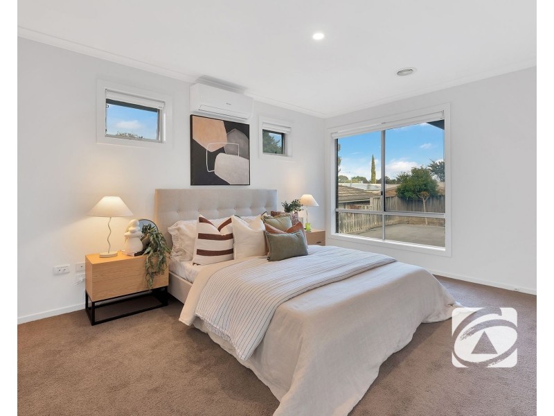 4/55-57 Strathavan Drive, Berwick VIC 3806