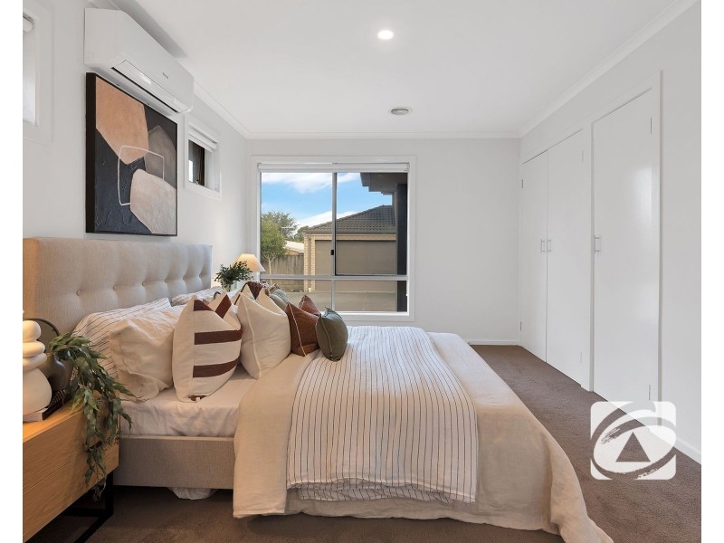 4/55-57 Strathavan Drive, Berwick VIC 3806
