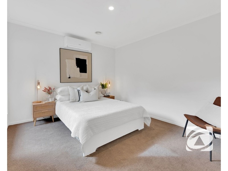 4/55-57 Strathavan Drive, Berwick VIC 3806