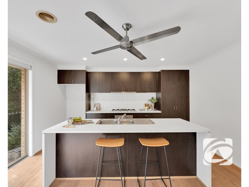 4/55-57 Strathavan Drive, Berwick VIC 3806