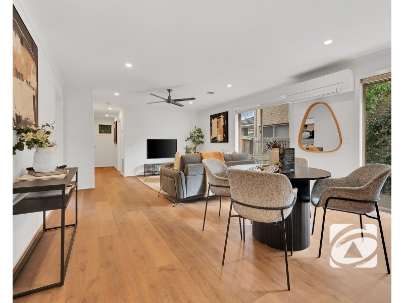 4/55-57 Strathavan Drive, Berwick VIC 3806