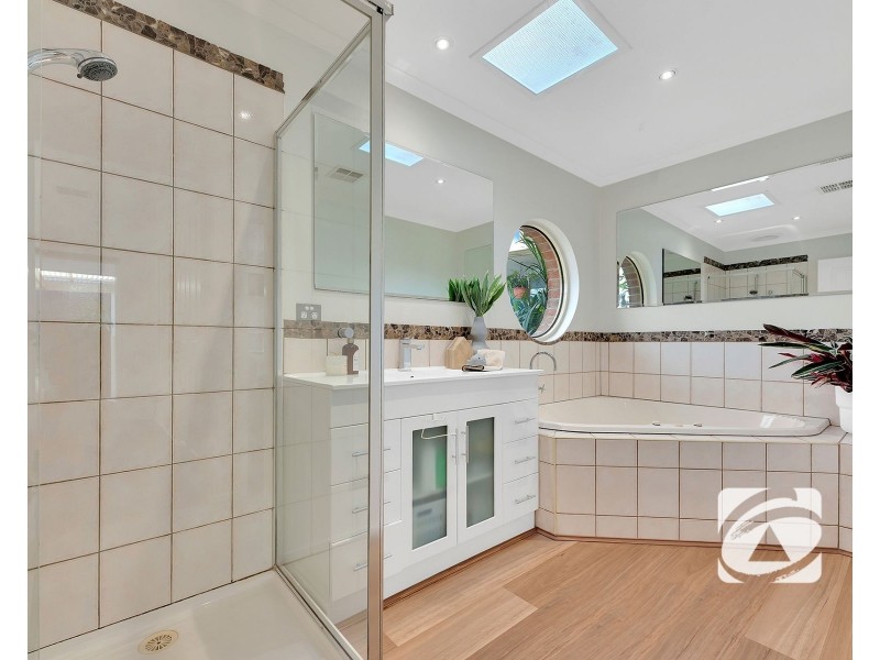 34 Warrawong Drive, Berwick VIC 3806