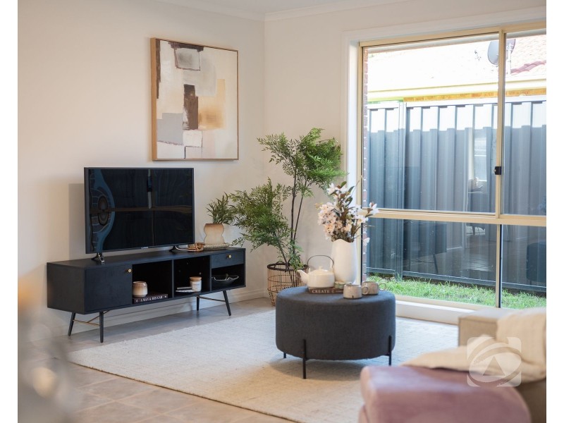 64 Littlecroft Avenue, Narre Warren South VIC 3805