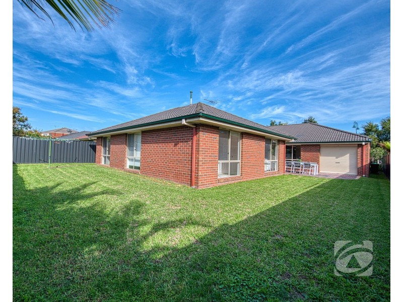 64 Littlecroft Avenue, Narre Warren South VIC 3805