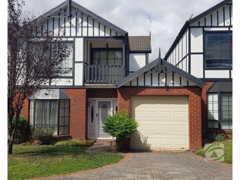 10/40-44 Warrawong Drive, Berwick VIC 3806