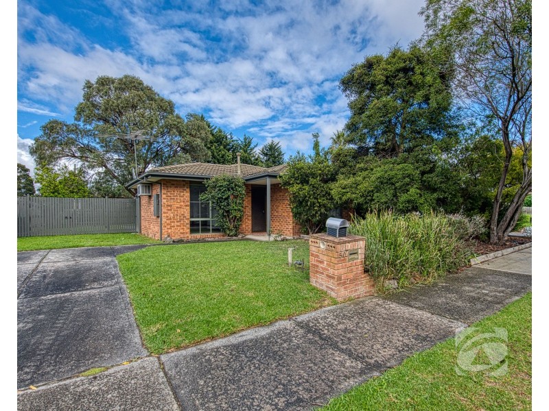 50 Collins Crescent, Berwick VIC 3806