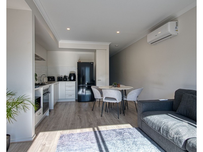 99 Carnival Boulevard, Berwick VIC 3806