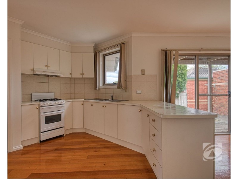 1/56 Amber Crescent, Narre Warren VIC 3805