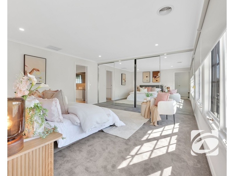 66 Halcyon Way, Narre Warren South VIC 3805