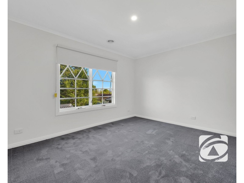 66 Halcyon Way, Narre Warren South VIC 3805