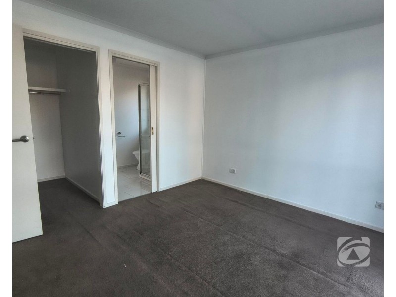 12 Herald Court, Narre Warren VIC 3805